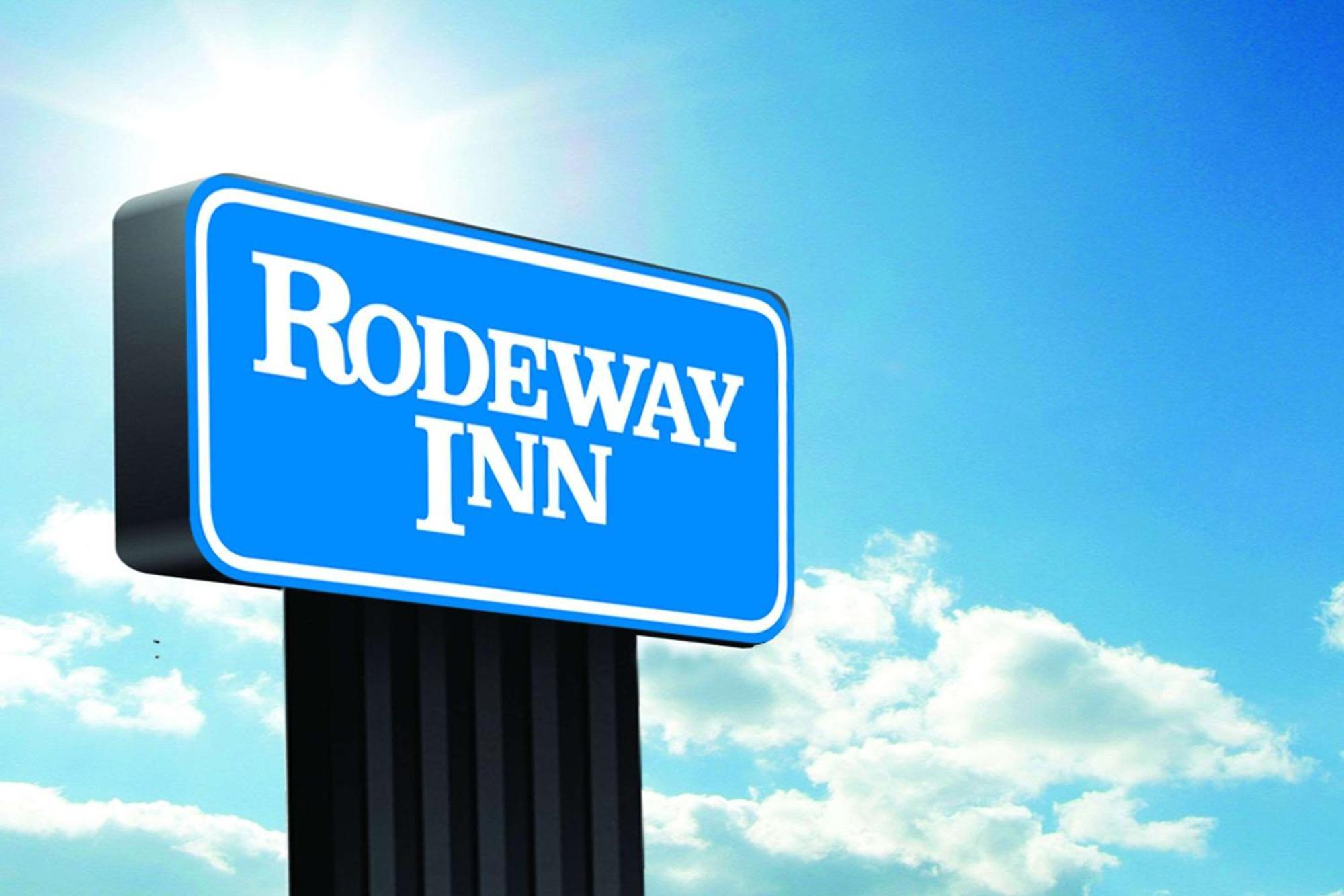 Rodeway Inn Monroe Exterior photo