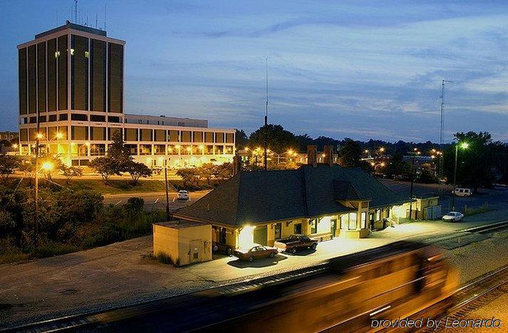 Rodeway Inn Monroe Exterior photo